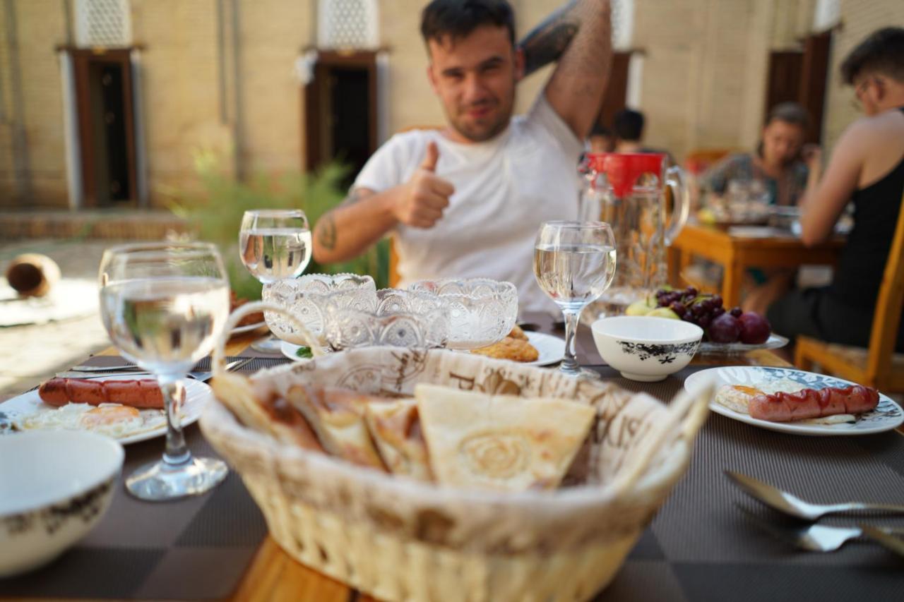 Carousel Hotel Khiva ภายนอก รูปภาพ