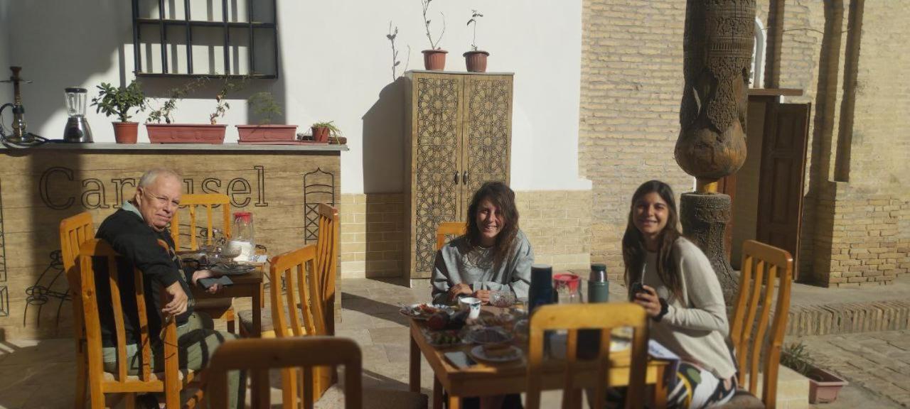 Carousel Hotel Khiva ภายนอก รูปภาพ
